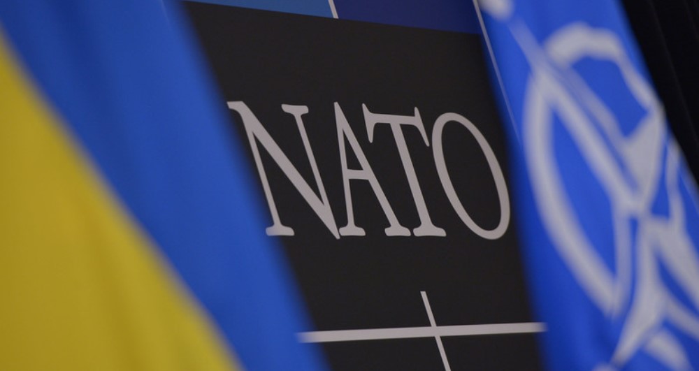 Ukraina paraqet aplikimin per anetaresim te pershpejtuar ne NATO
